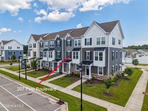 Townhouse For Sale - 207 Fost Boulevard<br/> Currituck County, Moyock, NC 27958