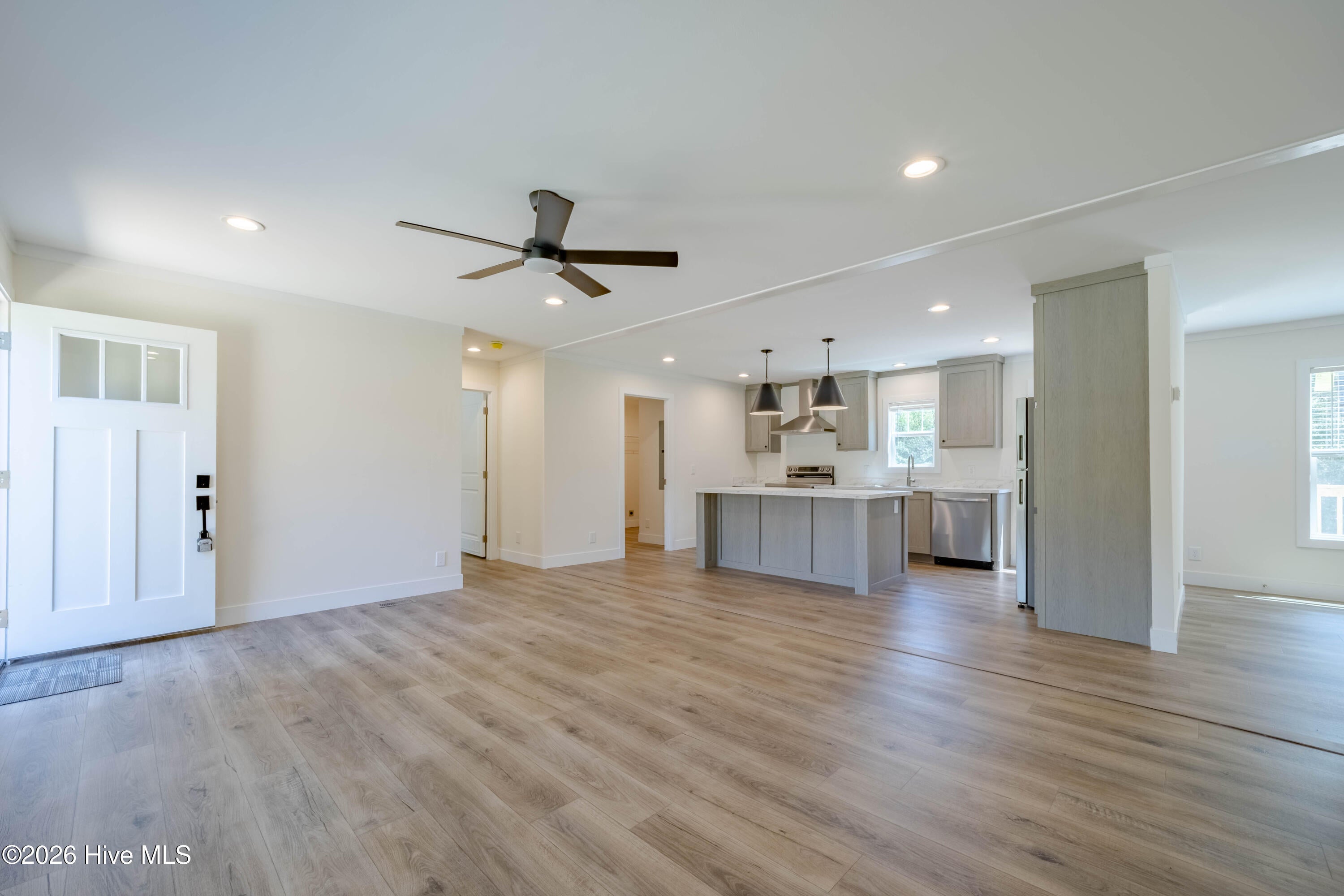 120 Edgewater Lane