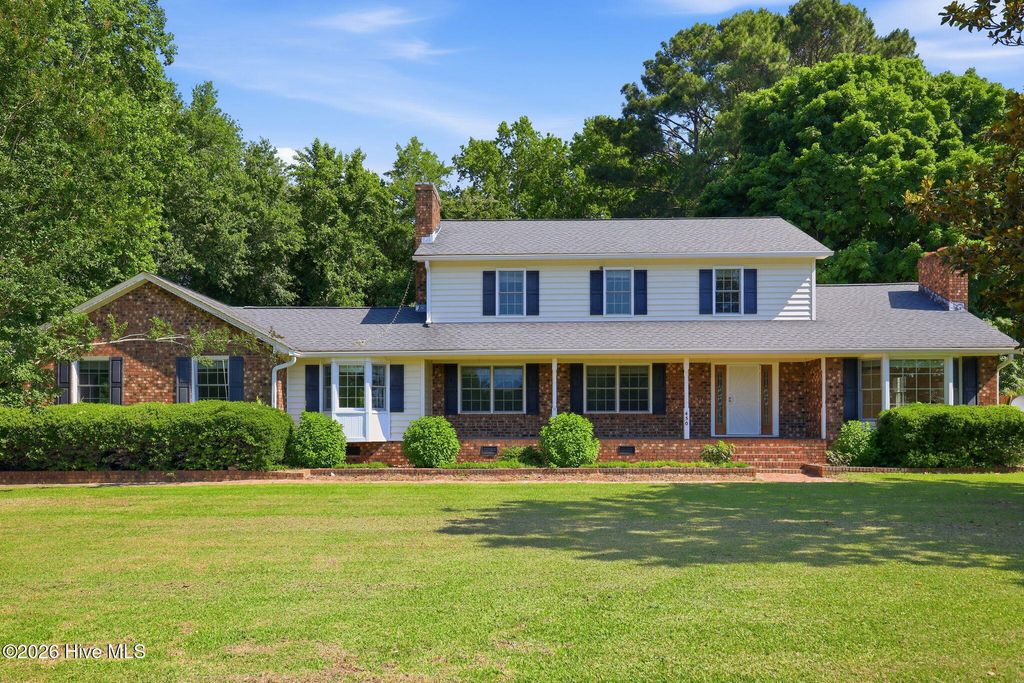 Photo of 450 Davenport Farm Road, Winterville, NC 28590 (MLS # 100575973)
