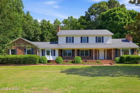 Homes For Sale - 450 Davenport Farm Road<br/> Pitt County, Winterville, NC 28590