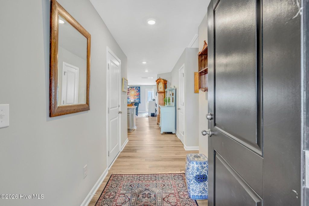 Photo of 4901 Abbington Oaks Way SE, Southport, NC 28461 (MLS # 100574440)
