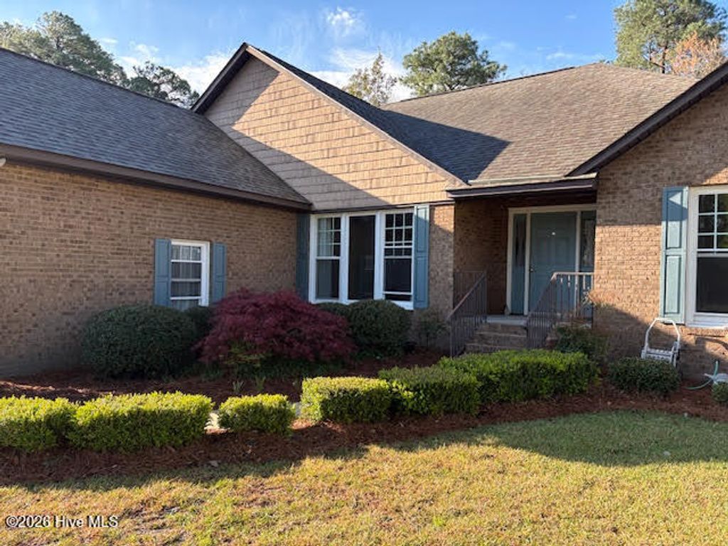 Photo of 5718 Sloop Court, New Bern, NC 28560 (MLS # 100556117)