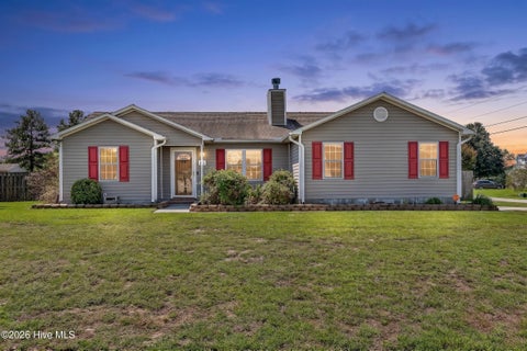 Photo of 301 Parkton Drive, Richlands, NC 28574 (MLS # 100599526)