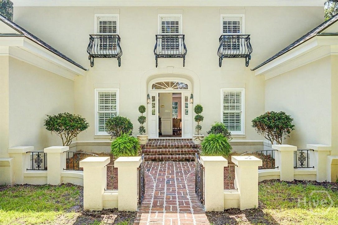 21 Little Comfort Road