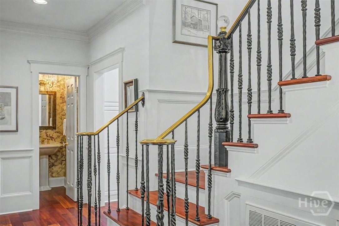 21 Little Comfort Road
