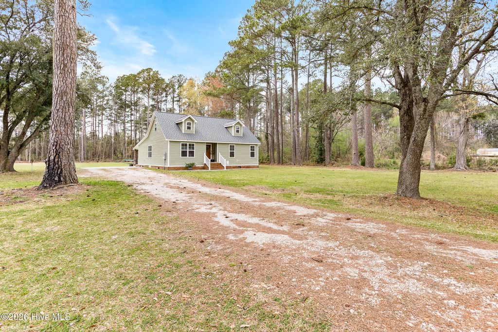 Photo of 1415 Onslow Pines Road, Jacksonville, NC 28540 (MLS # 100567382)