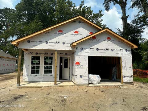 Homes For Sale - 704 Bynum Avenue<br/> Maysville, NC 28555