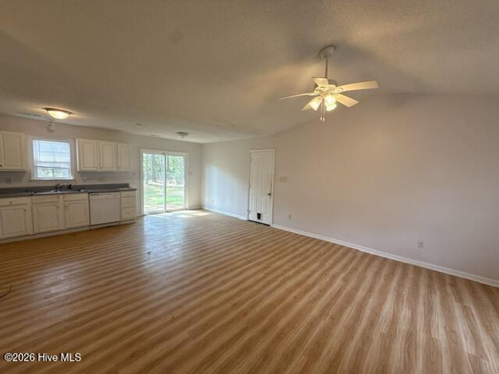 Photo of 205 Commons Court, New Bern, NC 28560 (MLS # 100563557)