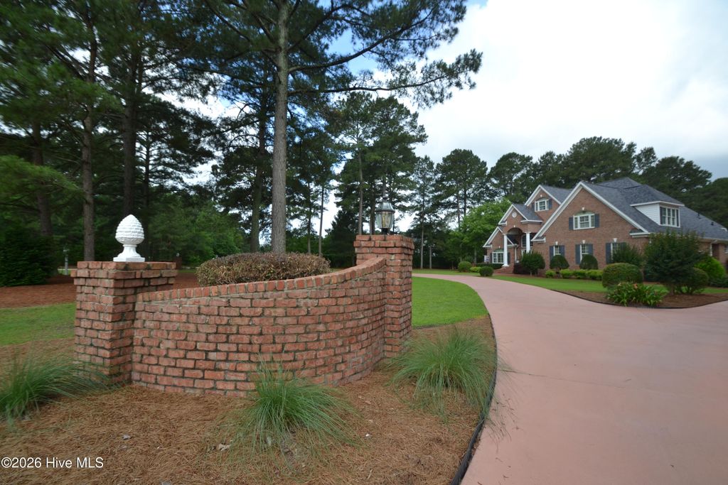 Photo of 696 Jordan Drive, Greenville, NC 27834 (MLS # 100577800)