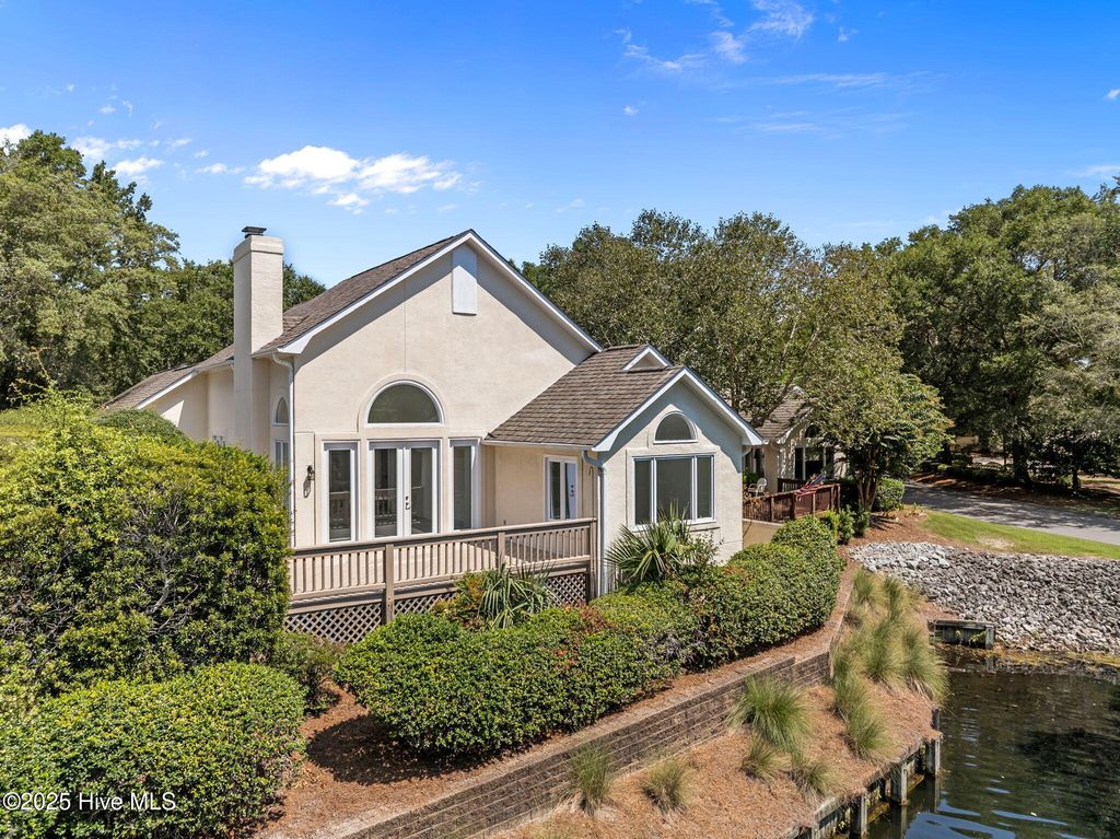 Photo of 1803 Glen Eagles Lane, Wilmington, NC 28405 (MLS # 100528966)