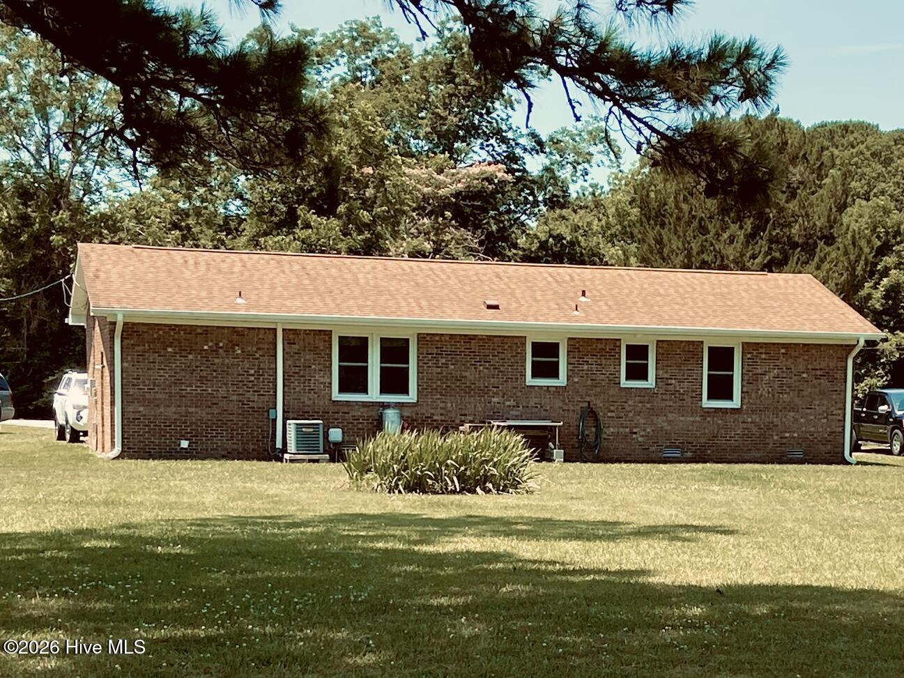 182 Tuttles Grove Road