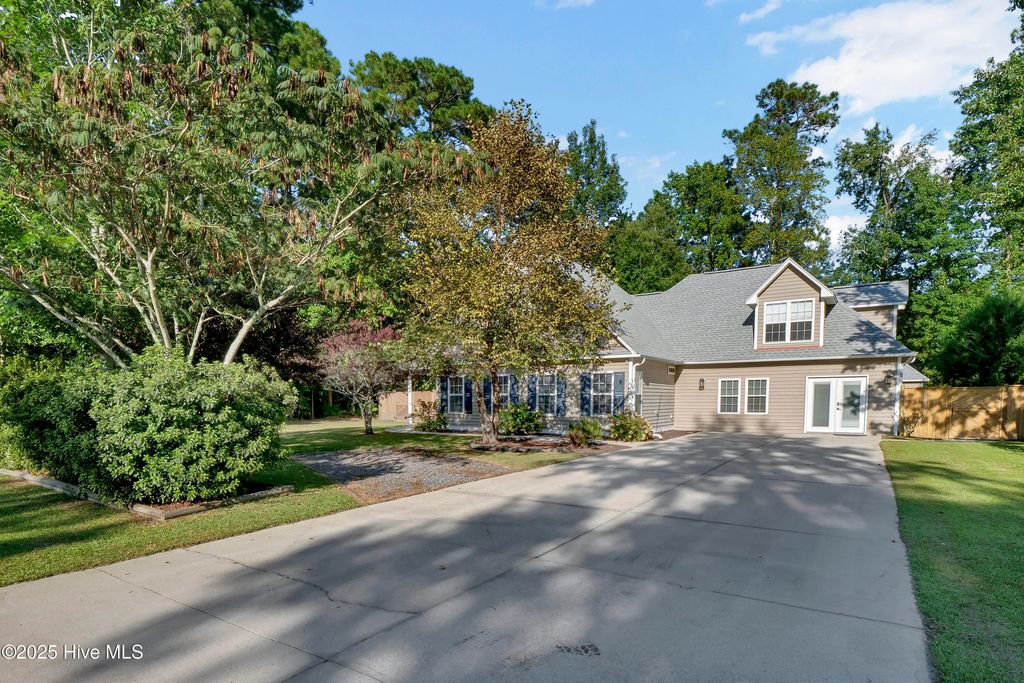 Photo of 19 Creekstone Lane, Castle Hayne, NC 28429 (MLS # 100529156)