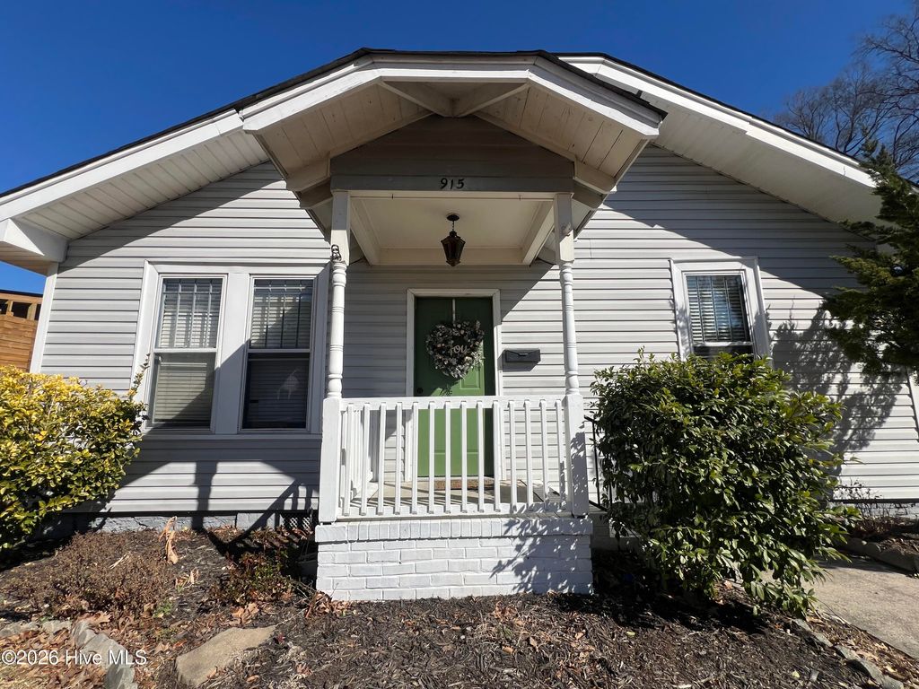 Photo of 915 Saint David Street, Tarboro, NC 27886 (MLS # 100553831)