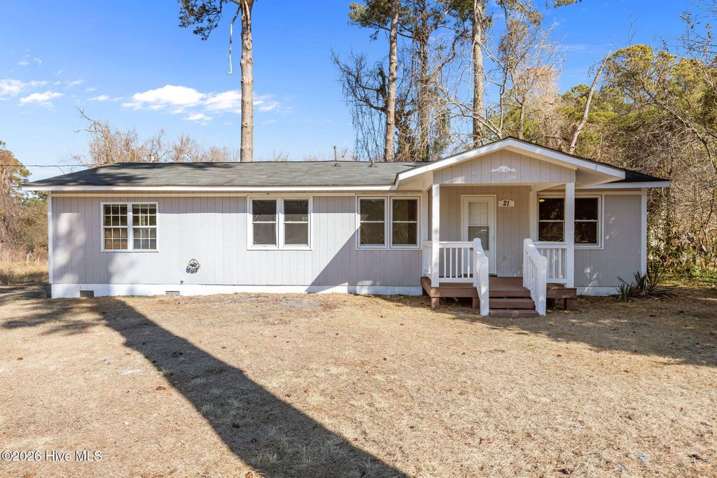 Photo of 21 East Drive, Jacksonville, NC 28546 (MLS # 100553167)