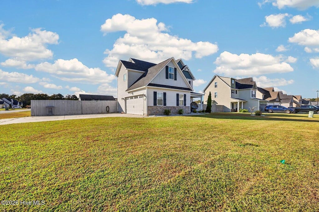 Photo of 207 Breakwater Drive, Sneads Ferry, NC 28460 (MLS # 100613603)