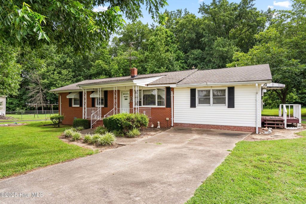 Photo of 207 Wendell Road, Wendell, NC 27591 (MLS # 100558821)