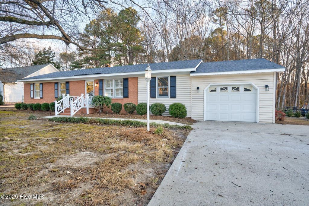 Photo of 201 Drew Street, Louisburg, NC 27549 (MLS # 100545956)