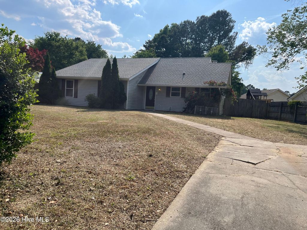 Photo of 502 S Pine Cone Lane, Jacksonville, NC 28546 (MLS # 100569627)