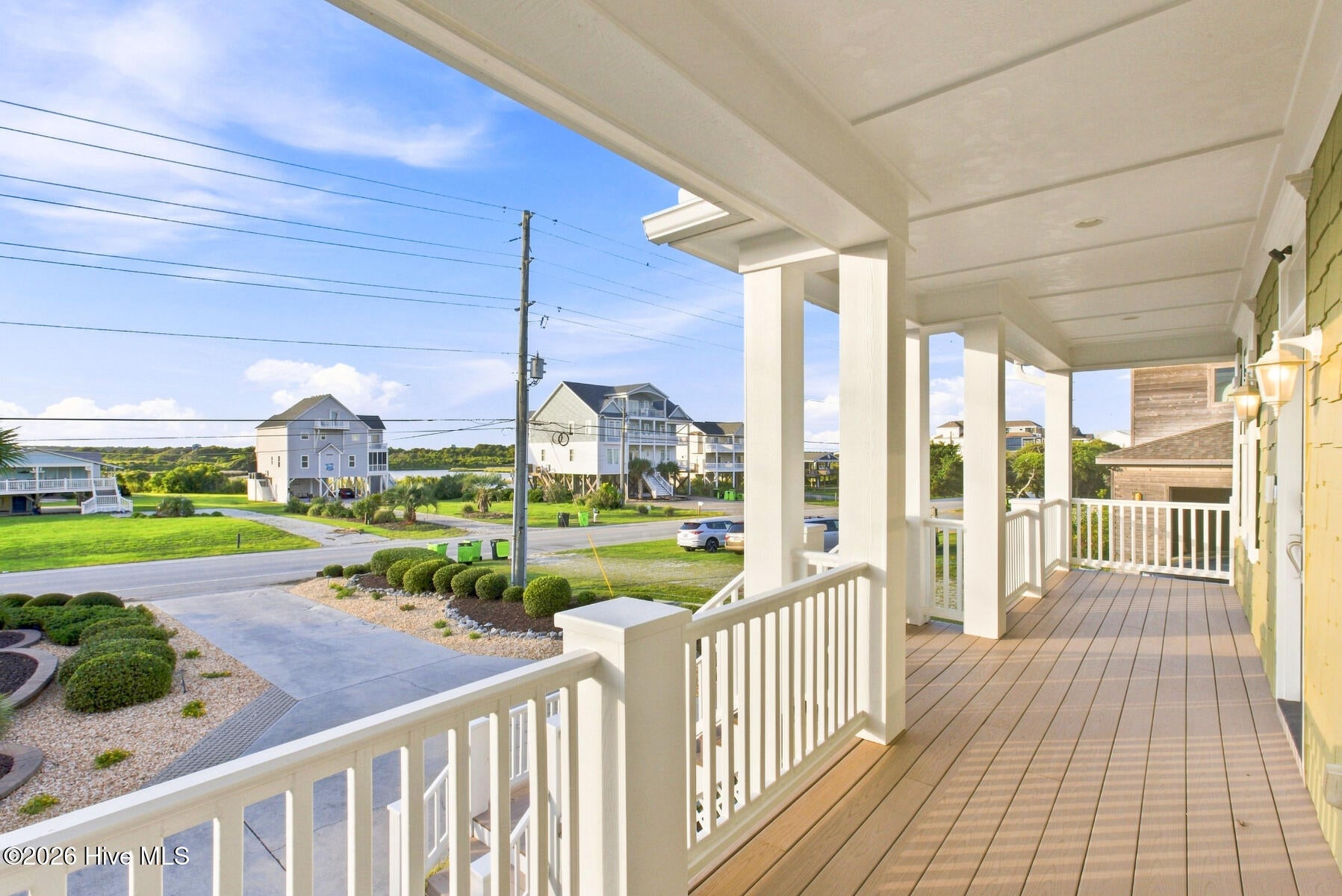 3586 Island Drive