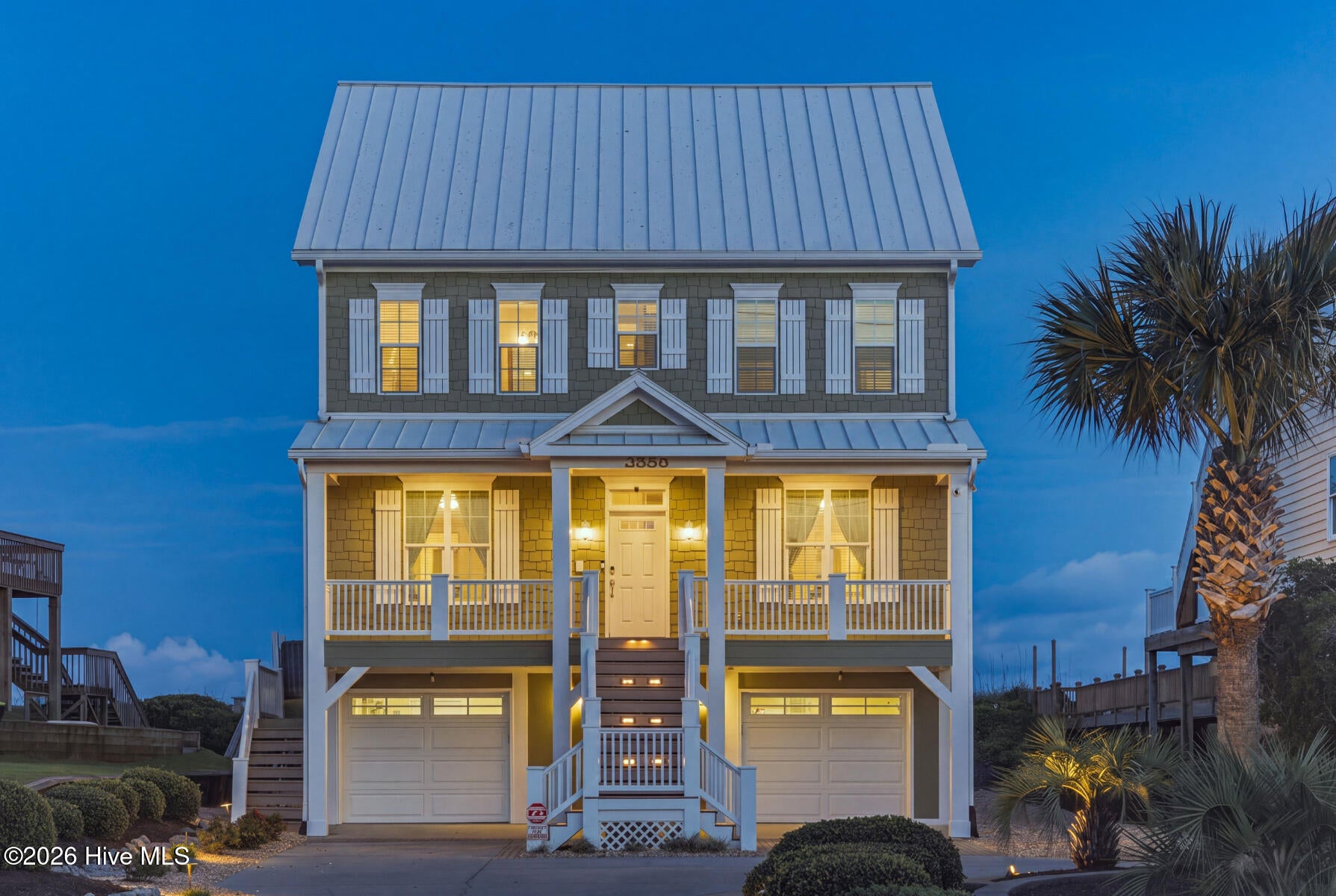 3586 Island Drive