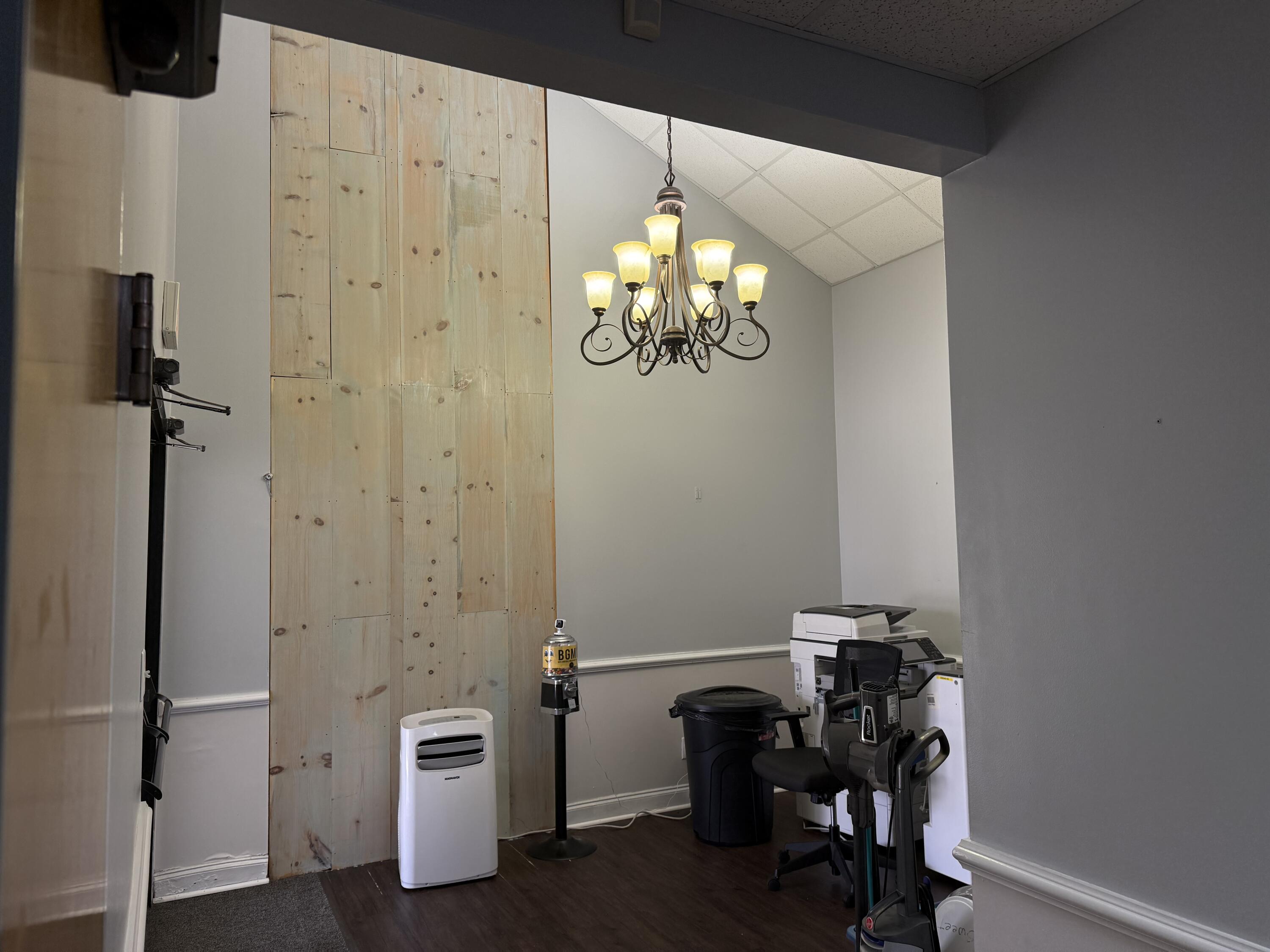 4301 Windsor Spring Road