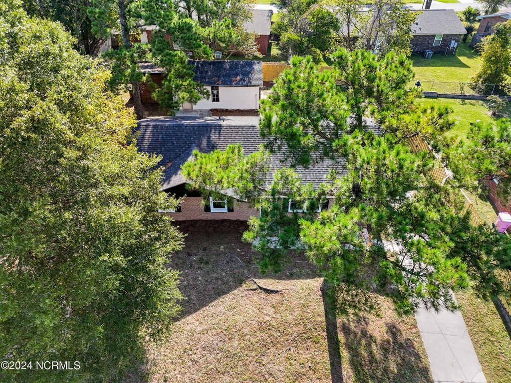 Photo of 6 High Street, Castle Hayne, NC 28429 (MLS # 100563573)