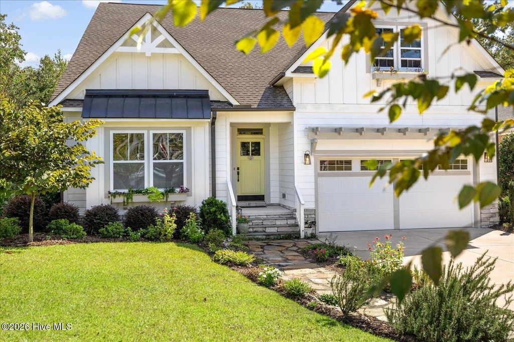 Photo of 489 Broomsedge Court SE, Bolivia, NC 28422 (MLS # 100555417)