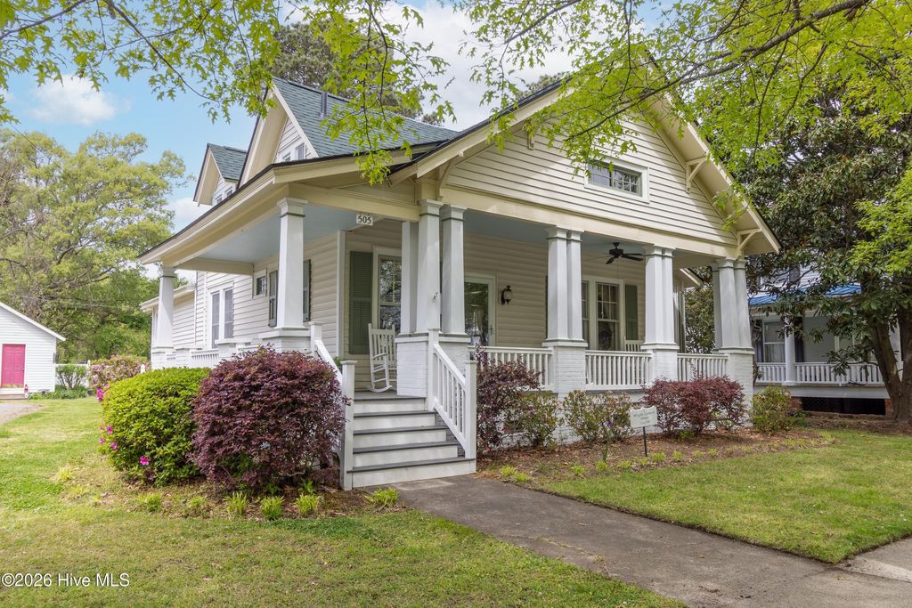 Photo of 505 N Broad Street, Edenton, NC 27932 (MLS # 100566730)