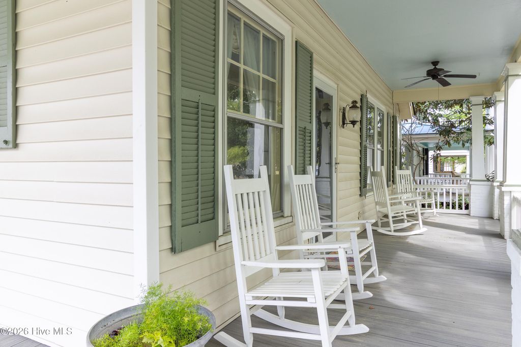 Photo of 505 N Broad Street, Edenton, NC 27932 (MLS # 100566730)