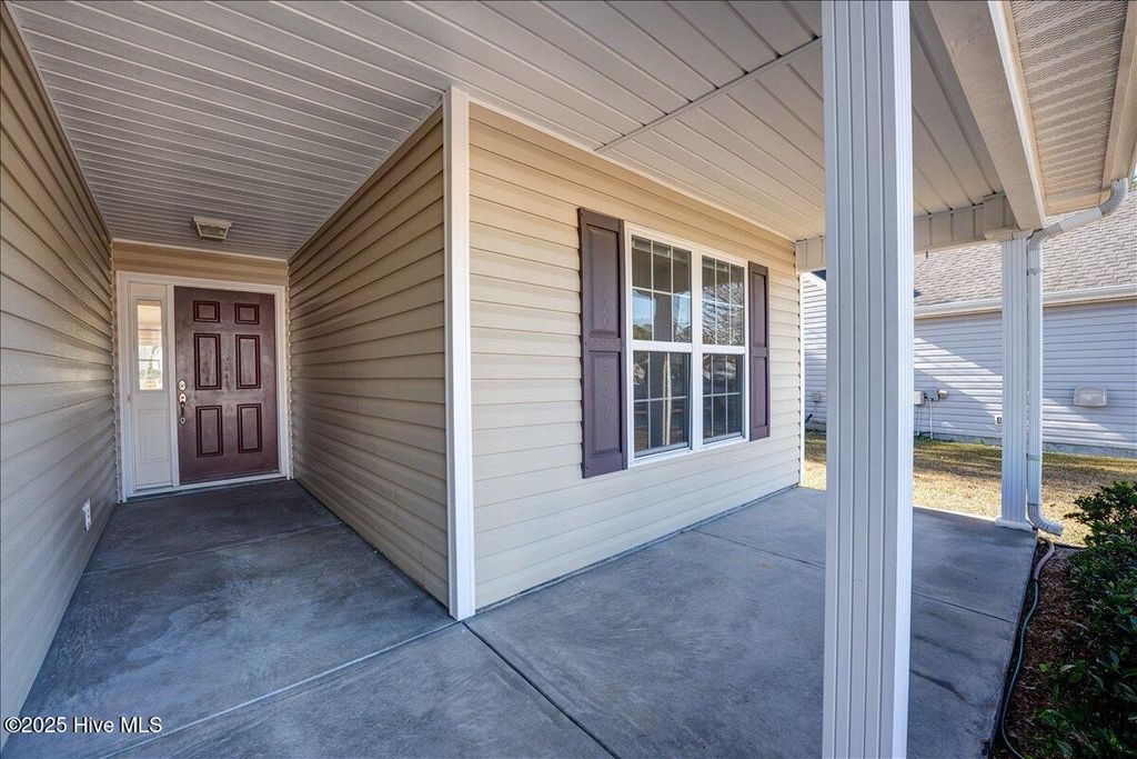 Photo of 110 Els Lane, New Bern, NC 28560 (MLS # 100545418)