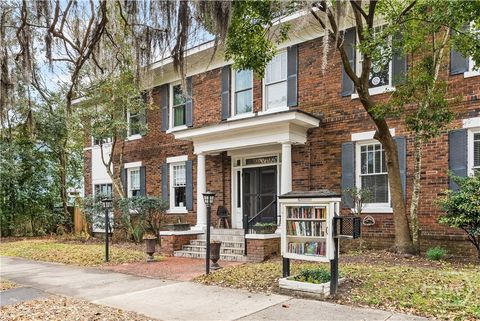 Condo For Sale - 733 E Henry Street #A<br/> Savannah, GA 31401