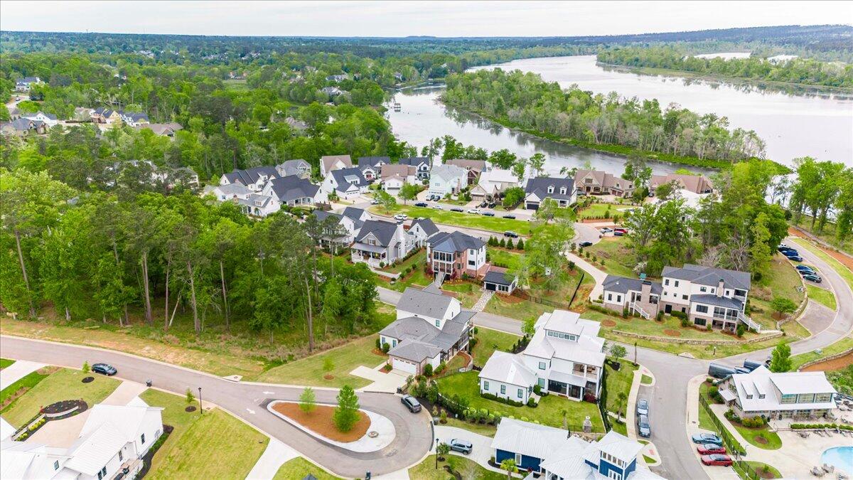 612 Whimbrel Court
