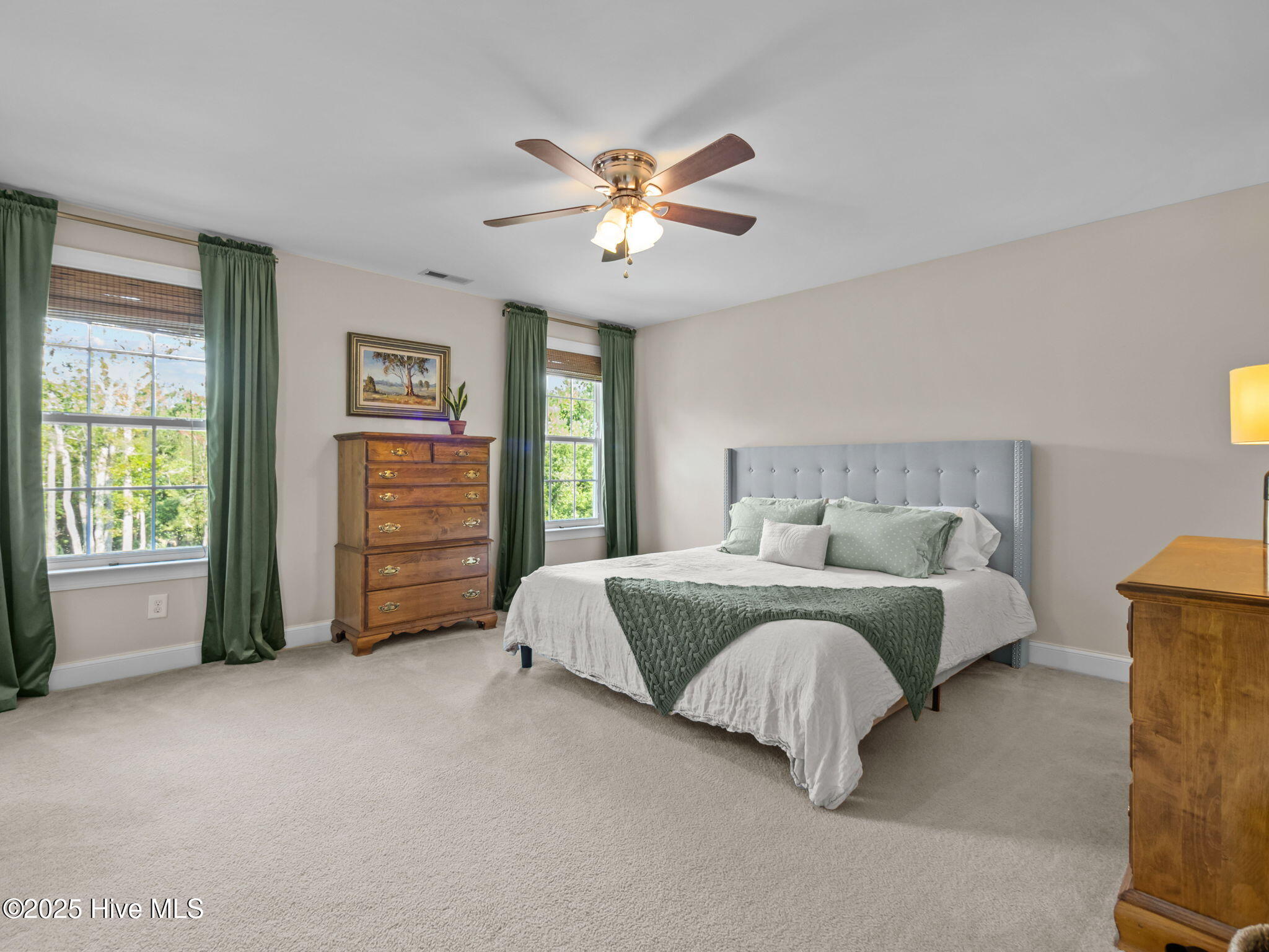 Swansboro, North Carolina 28584, United States, 5 Bedrooms Bedrooms, ,4 BathroomsBathrooms,Residential,Active,256167