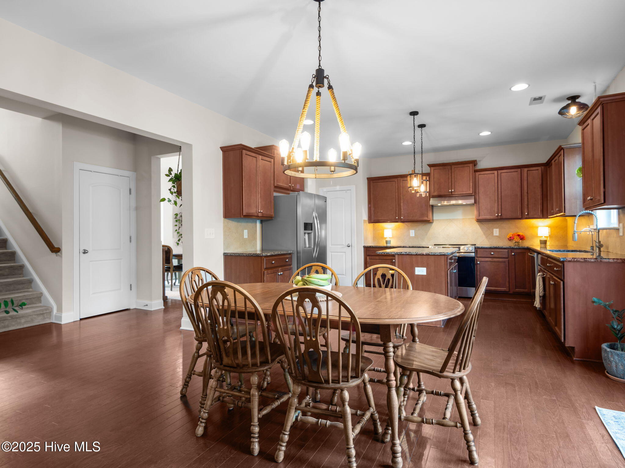 Swansboro, North Carolina 28584, United States, 5 Bedrooms Bedrooms, ,4 BathroomsBathrooms,Residential,Active,256167