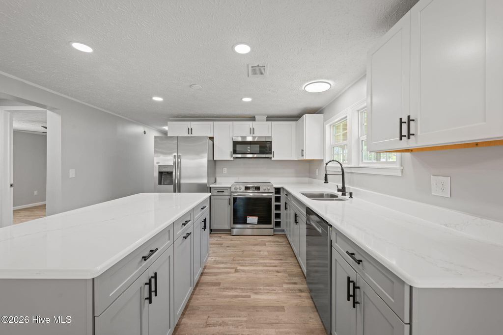 Photo of 722 Billy Drive, New Bern, NC 28562 (MLS # 100565245)