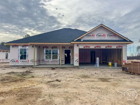 Homes For Sale - 152 Calhoun Way<br/> Ludowici, GA 31316