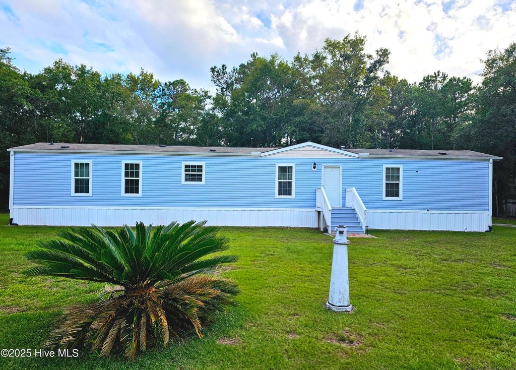 Photo of 665 Pelican Roost Drive SW, Supply, NC 28462 (MLS # 100535573)