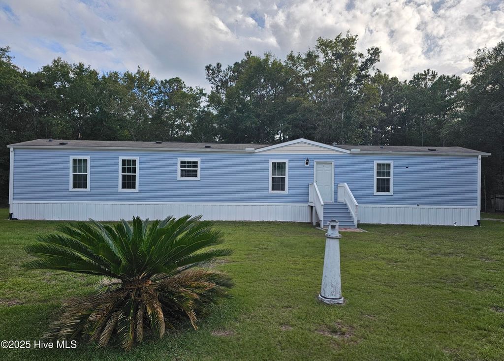 Photo of 665 Pelican Roost Drive SW, Supply, NC 28462 (MLS # 100535573)