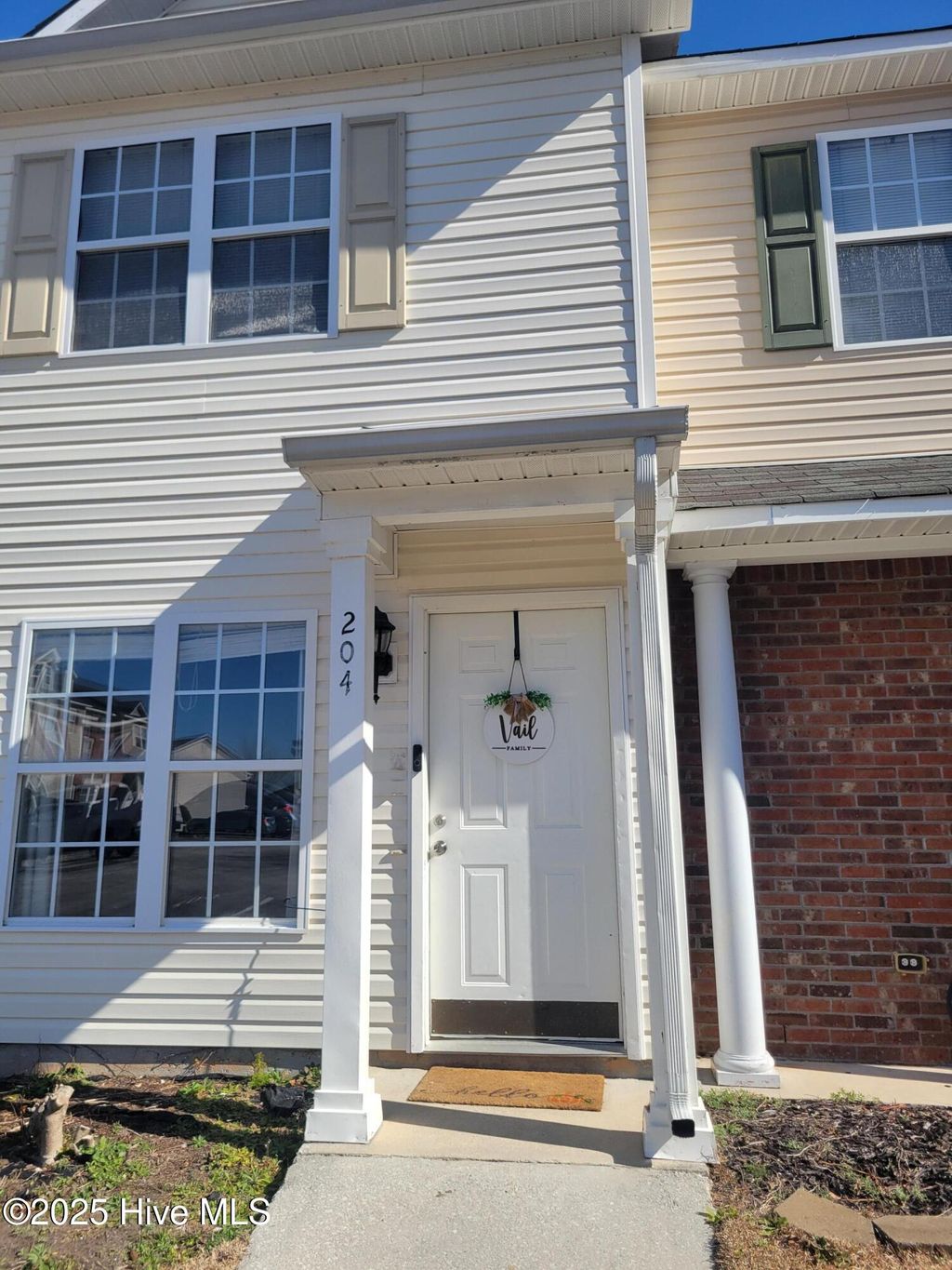 Photo of 204 Woodlake Court, Jacksonville, NC 28546 (MLS # 100572512)