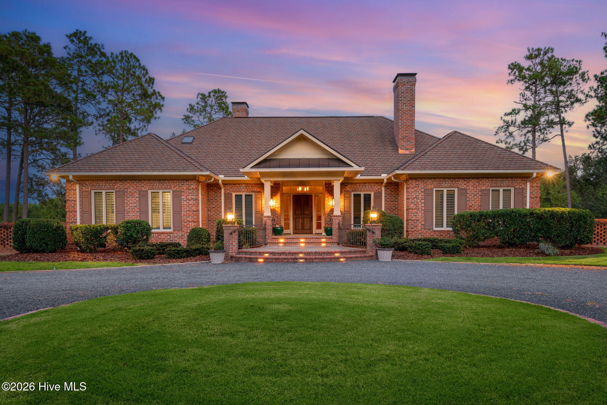 509 Cross Country Lane