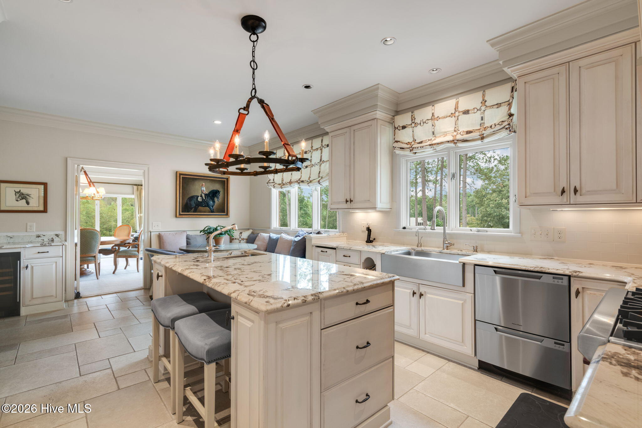 509 Cross Country Lane