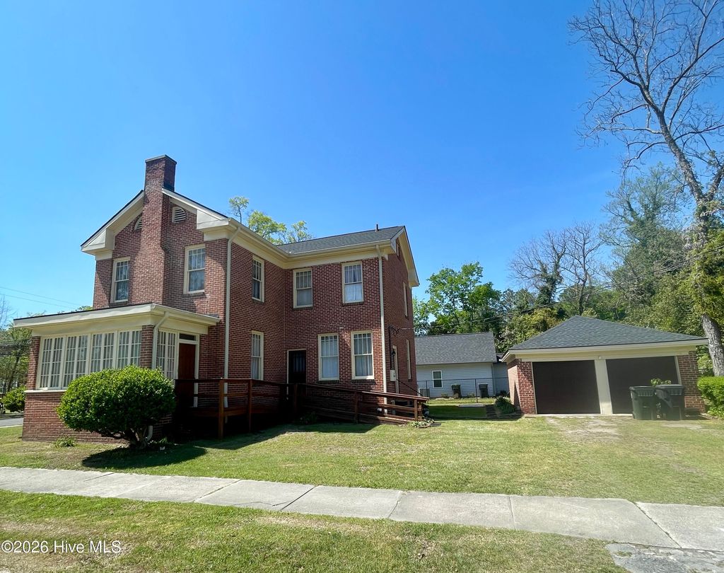Photo of 515 E Walnut Street, Goldsboro, NC 27530 (MLS # 100564159)