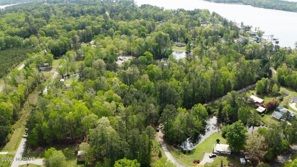 Photo of 3940 Spruce Street, Hertford, NC 27944 (MLS # 100438894)