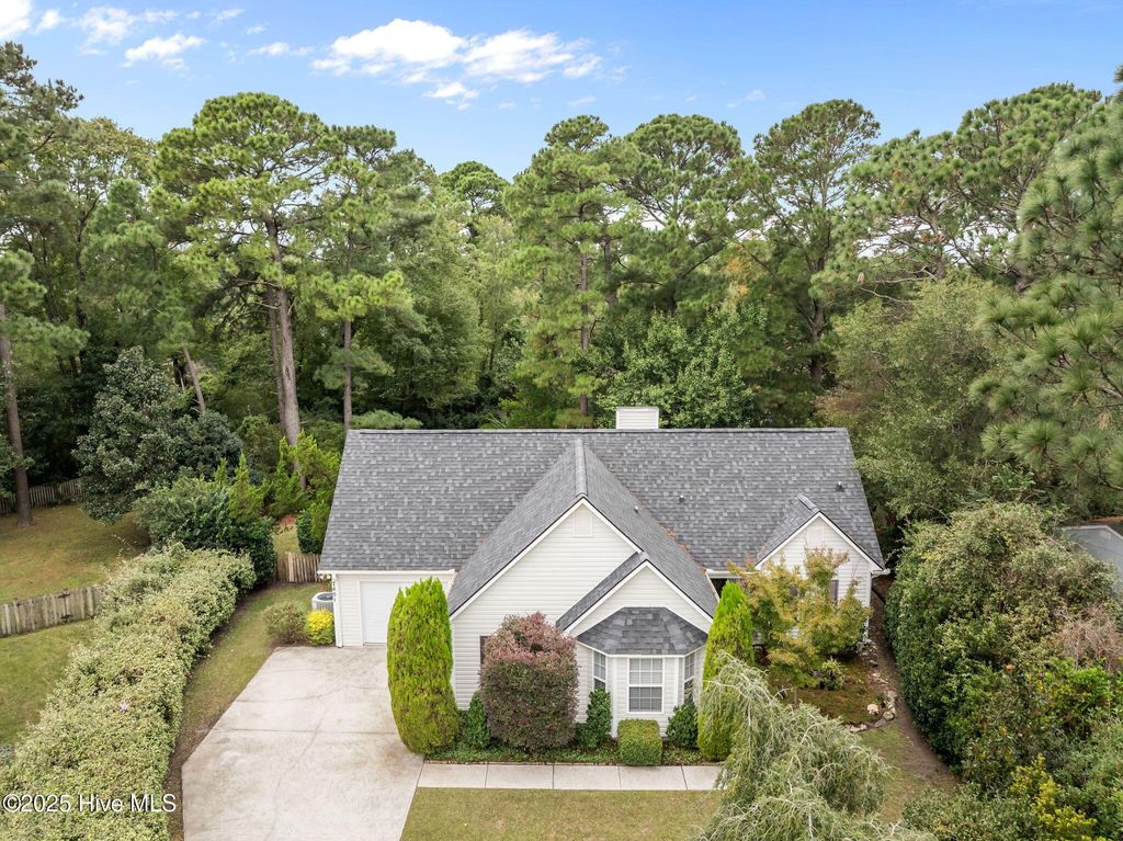 Photo of 7401 Heartwood Place, Wilmington, NC 28411 (MLS # 100543555)