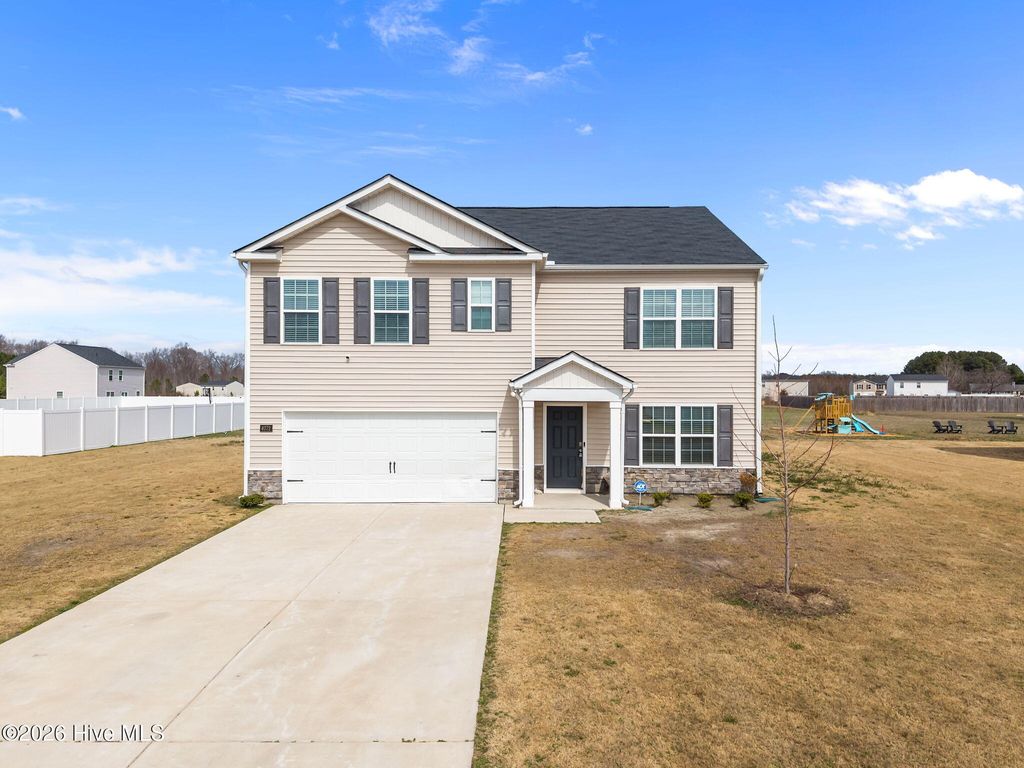 Photo of 4072 Debbie Drive, Ayden, NC 28513 (MLS # 100558945)