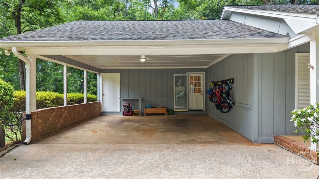 Photo of 388 Cherokee Ridge, Athens, GA 30606 (MLS # CL356701)