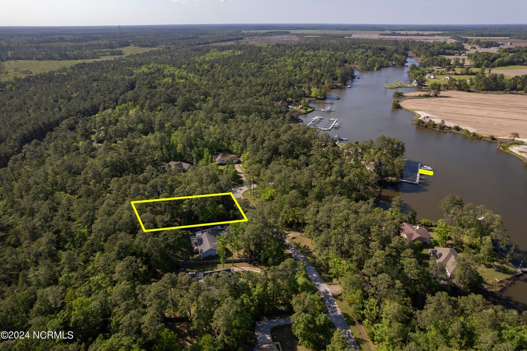 Photo of 109 Spinnaker Point Road N, Oriental, NC 28571 (MLS # 100541858)