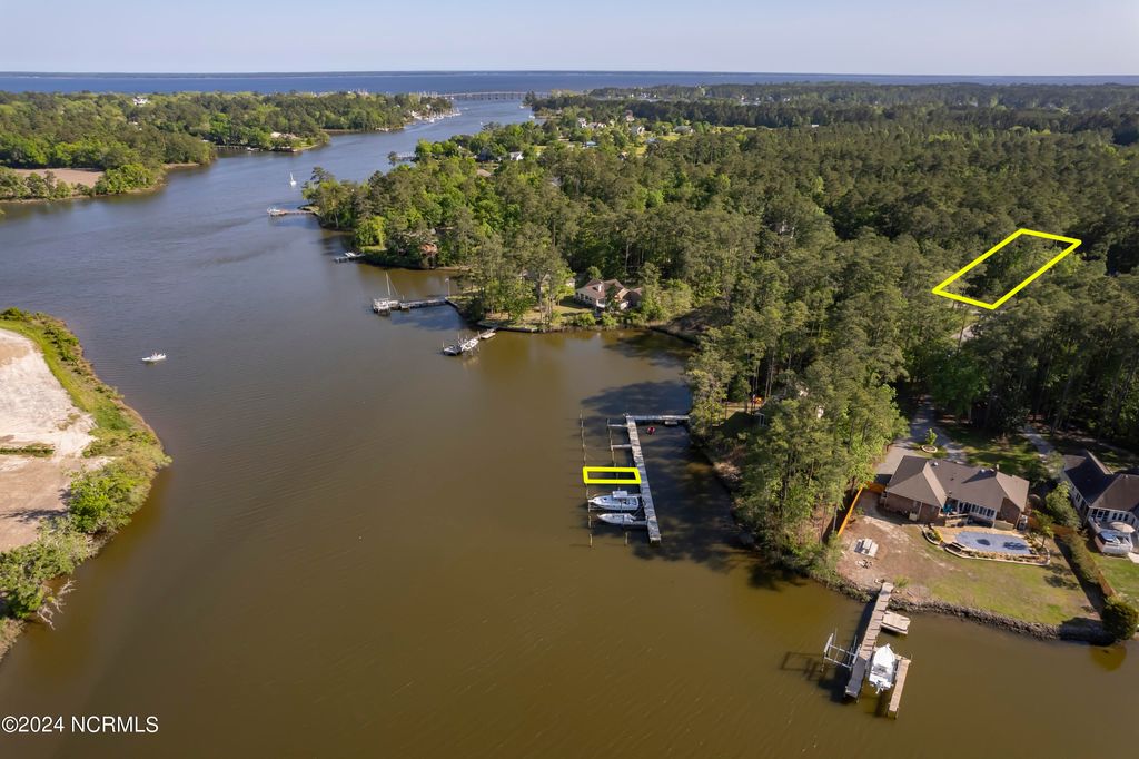 Photo of 109 Spinnaker Point Road N, Oriental, NC 28571 (MLS # 100541858)