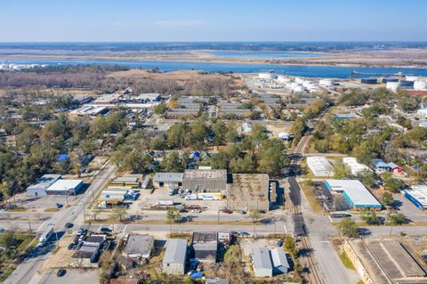 Tiny photo for 1403 S 5th Avenue, Wilmington, NC 28401 (MLS # 100546015)