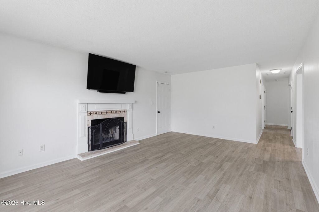 Photo of 1017 Furia Drive, Jacksonville, NC 28540 (MLS # 100578546)